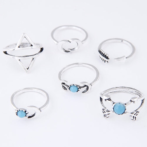 Jewelry - To The Moon Ring Set